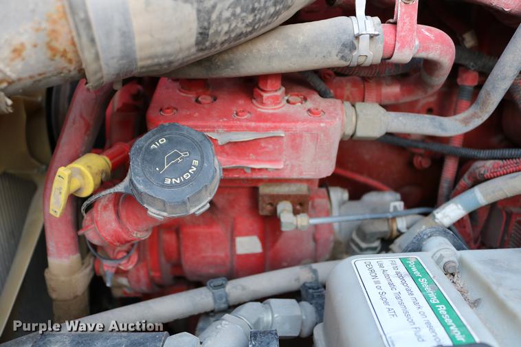 image for item DC7642 2015 Freightliner Cascadia semi truck