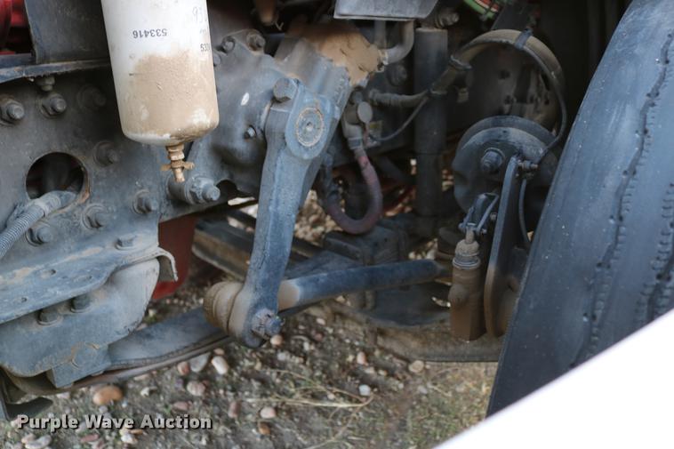 image for item DC7642 2015 Freightliner Cascadia semi truck