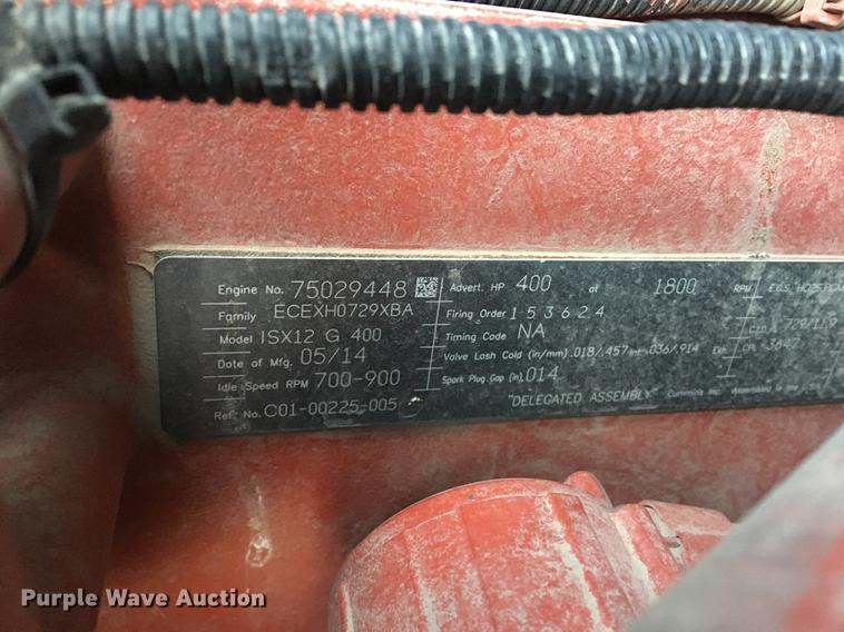 image for item DC7642 2015 Freightliner Cascadia semi truck