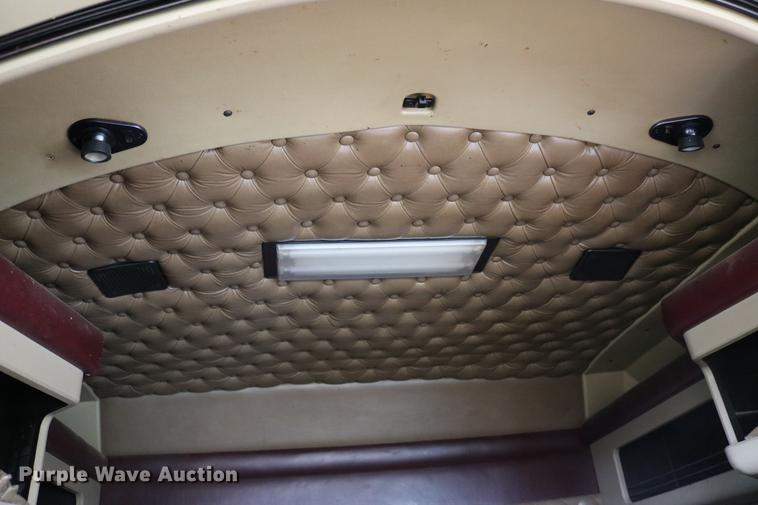 image for item DC7657 2000 Kenworth T800 semi truck