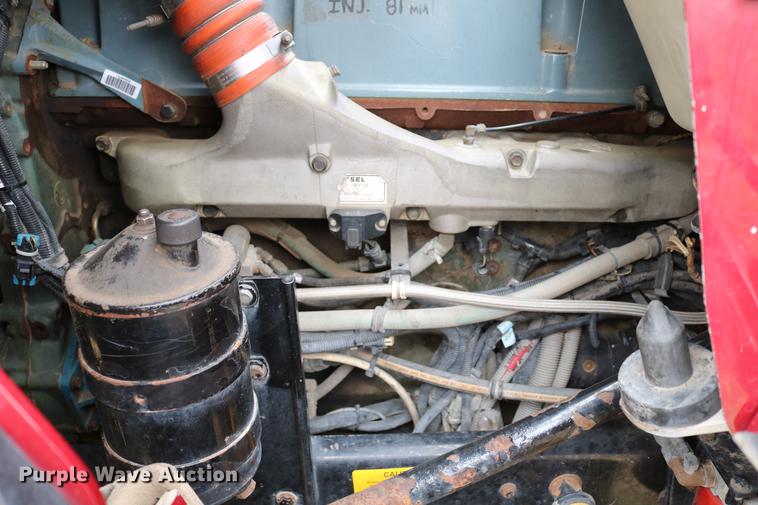 image for item DC7657 2000 Kenworth T800 semi truck