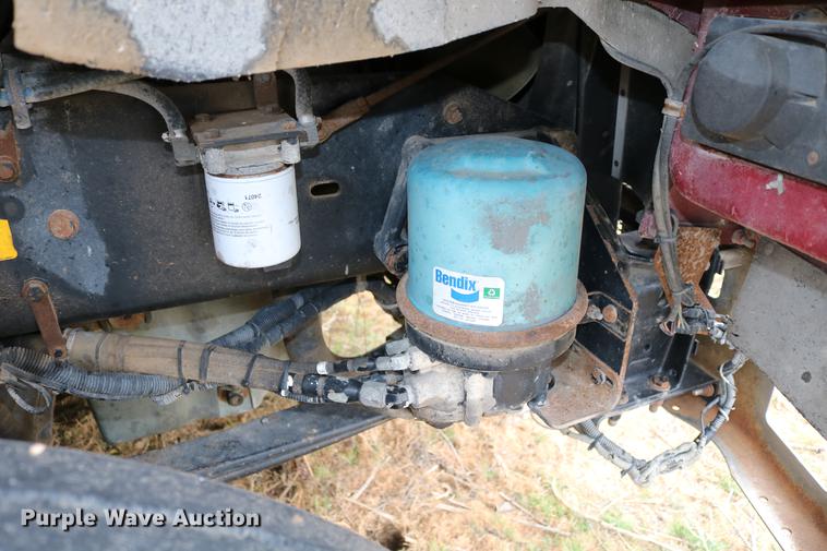 image for item DC7657 2000 Kenworth T800 semi truck