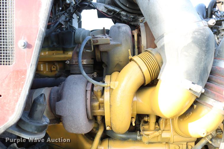 image for item DD4255 2005 Kenworth T600 semi truck