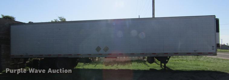 image for item DD5682 2006 Utility 3000R refrigerated van trailer