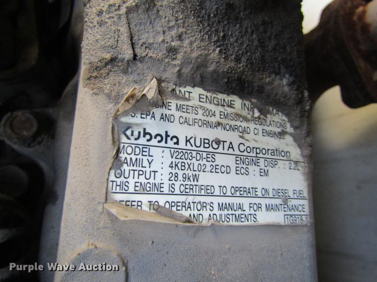 image for item DD5682 2006 Utility 3000R refrigerated van trailer