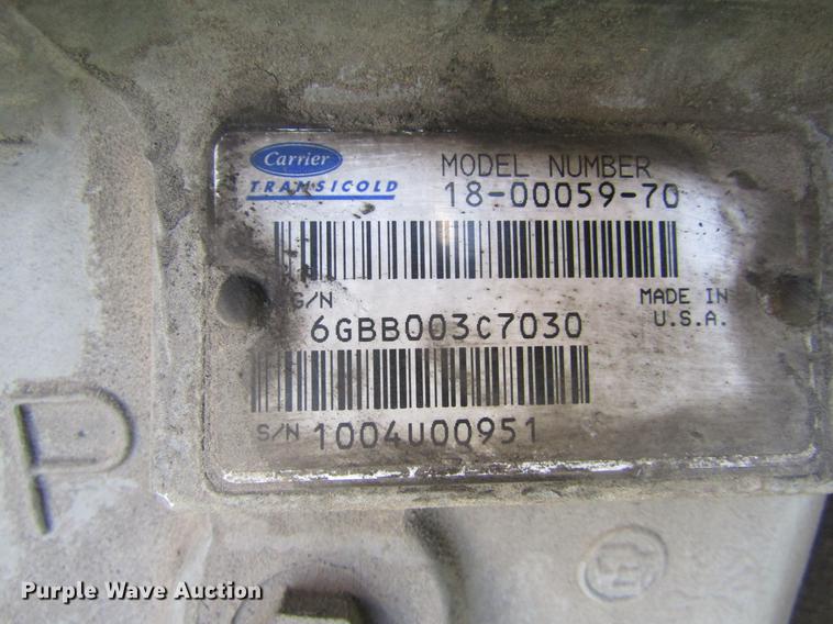 image for item DD5682 2006 Utility 3000R refrigerated van trailer