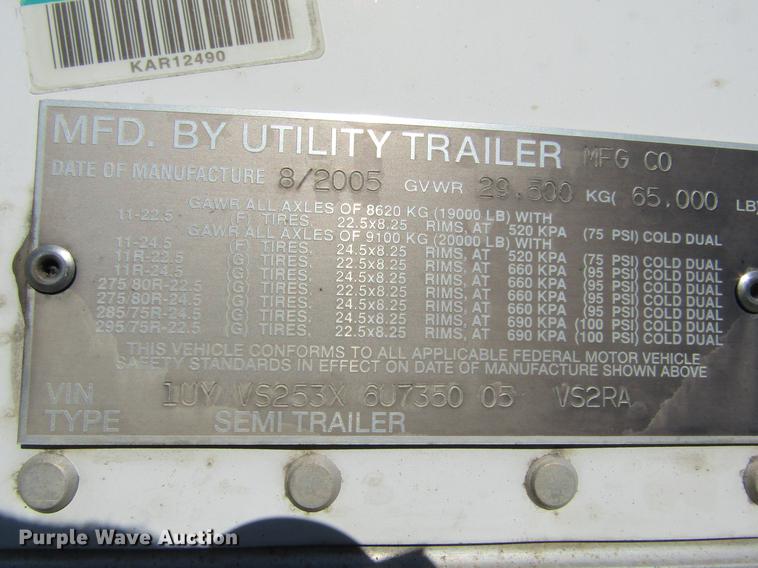 image for item DD5682 2006 Utility 3000R refrigerated van trailer