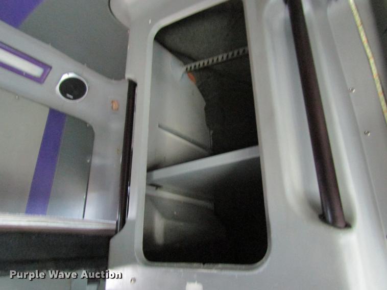 image for item DD8431 1992 Freightliner FLD120 semi truck