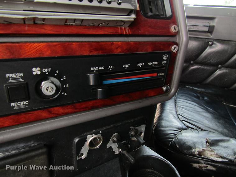 image for item DD8432 2001 Freightliner 48RR94MY semi truck