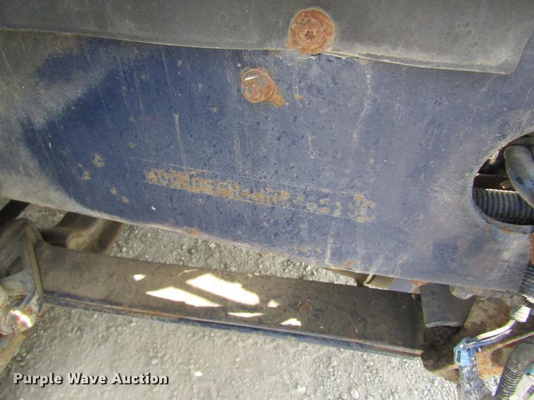 image for item DD8439 1998 Volvo VN semi truck