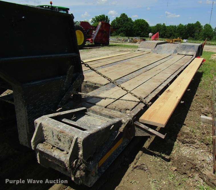 image for item DD8449 1972 General lowboy equipment trailer