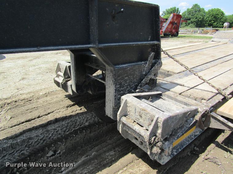image for item DD8449 1972 General lowboy equipment trailer