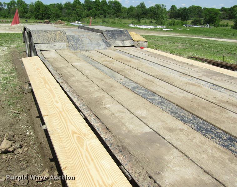 image for item DD8449 1972 General lowboy equipment trailer