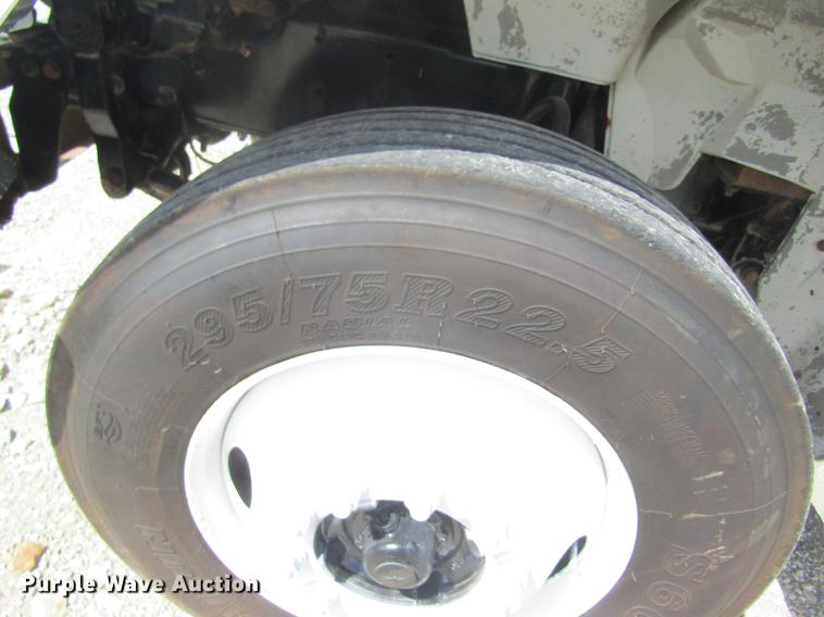 image for item DD8482 2003 Sterling Acterra M8500 truck cab and chassis