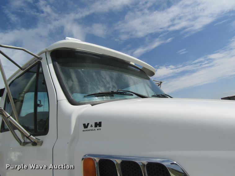 image for item DD8482 2003 Sterling Acterra M8500 truck cab and chassis