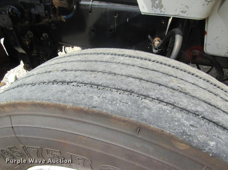 image for item DD8482 2003 Sterling Acterra M8500 truck cab and chassis