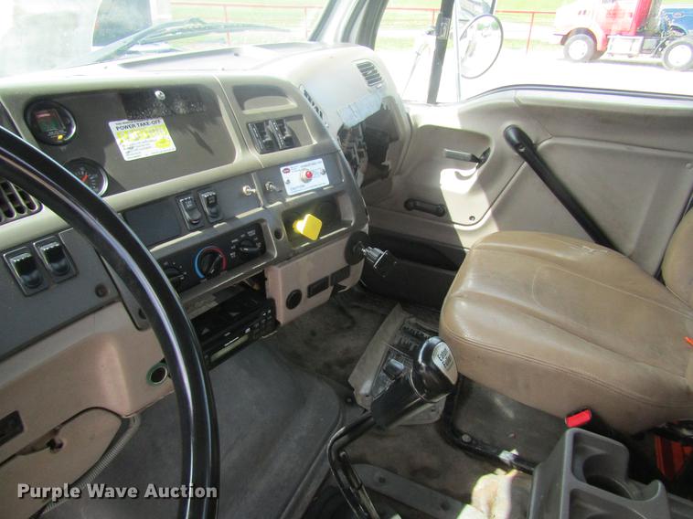 image for item DD8482 2003 Sterling Acterra M8500 truck cab and chassis