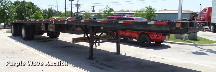 image for item DE0171 2012 Fontaine HAVSF12WSA flatbed trailer