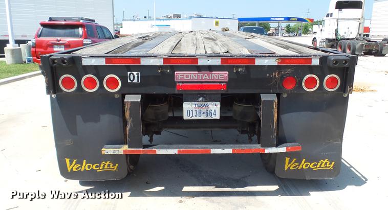 image for item DE0171 2012 Fontaine HAVSF12WSA flatbed trailer