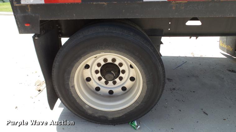 image for item DE0171 2012 Fontaine HAVSF12WSA flatbed trailer