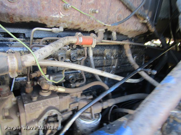 image for item DE6819 1991 Freightliner FLD120 semi truck