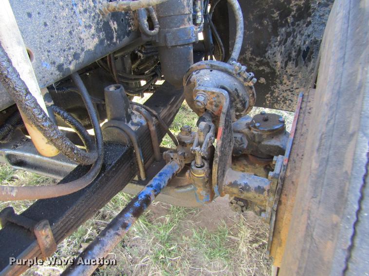 image for item DE6819 1991 Freightliner FLD120 semi truck