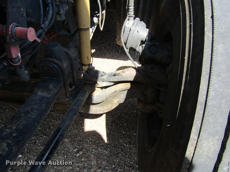 image for item DE6825 2011 Kenworth T660 semi truck