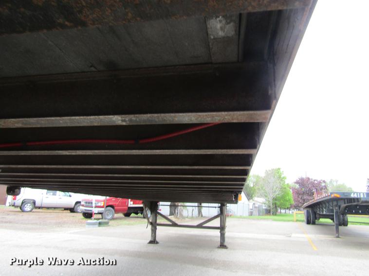 image for item DF3802 2005 Strick dry van trailer