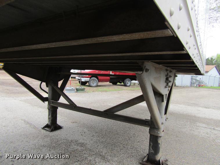 image for item DF3802 2005 Strick dry van trailer