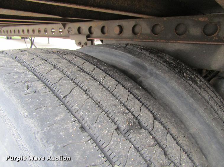 image for item DF3802 2005 Strick dry van trailer