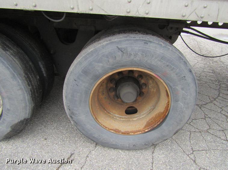 image for item DF3802 2005 Strick dry van trailer