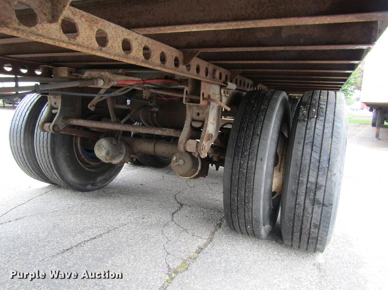 image for item DF3803 2004 Wabash National dry van trailer