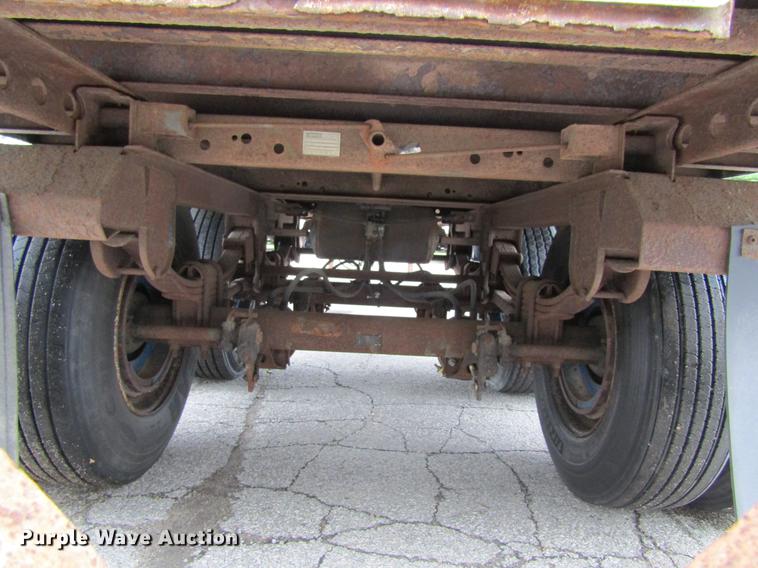image for item DF3803 2004 Wabash National dry van trailer
