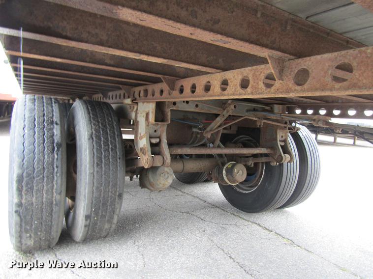 image for item DF3803 2004 Wabash National dry van trailer