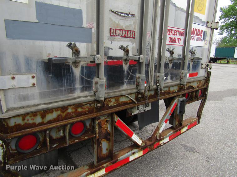 image for item DF3803 2004 Wabash National dry van trailer