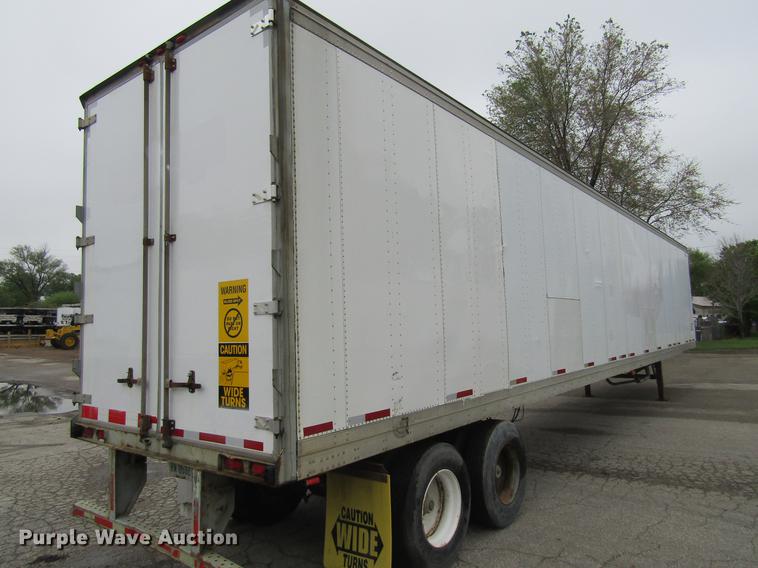 image for item DF3804 2000 Fruehauf dry van trailer