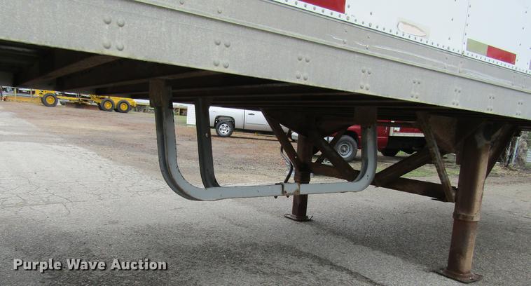 image for item DF3804 2000 Fruehauf dry van trailer