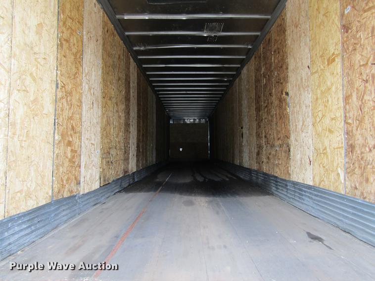 image for item DF3804 2000 Fruehauf dry van trailer
