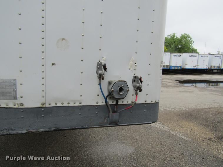 image for item DF3804 2000 Fruehauf dry van trailer