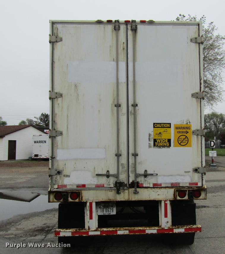 image for item DF3805 2004 Great Dane dry van trailer