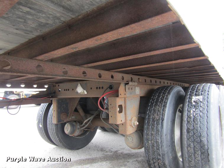 image for item DF3805 2004 Great Dane dry van trailer