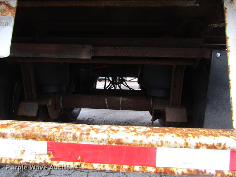 image for item DF3805 2004 Great Dane dry van trailer