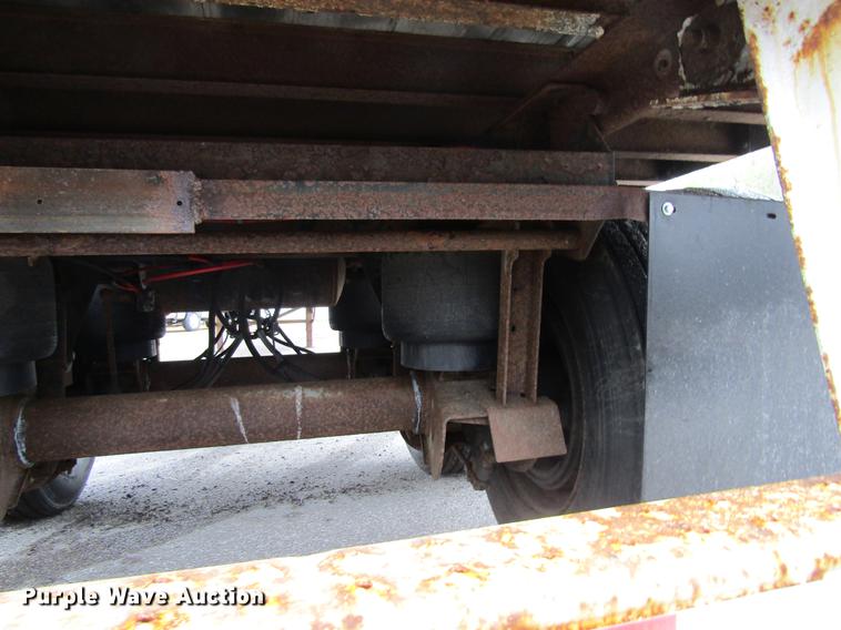 image for item DF3805 2004 Great Dane dry van trailer