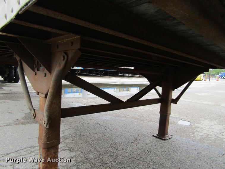 image for item DF3805 2004 Great Dane dry van trailer