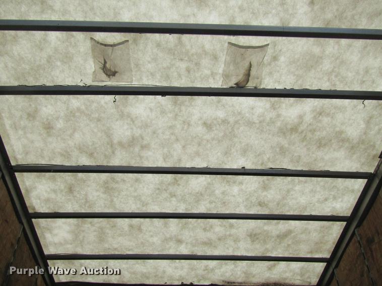 image for item DF3805 2004 Great Dane dry van trailer