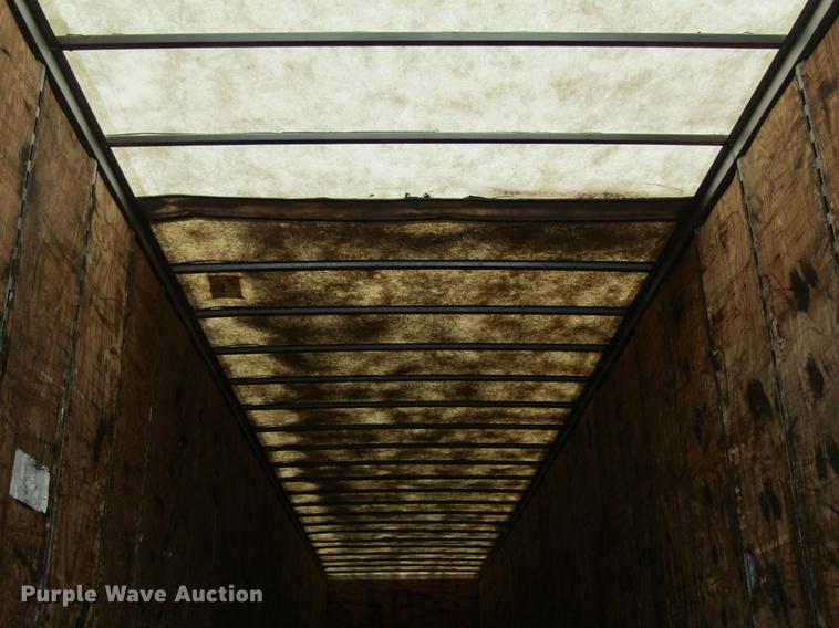 image for item DF3805 2004 Great Dane dry van trailer