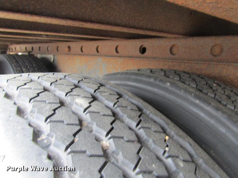 image for item DF3805 2004 Great Dane dry van trailer