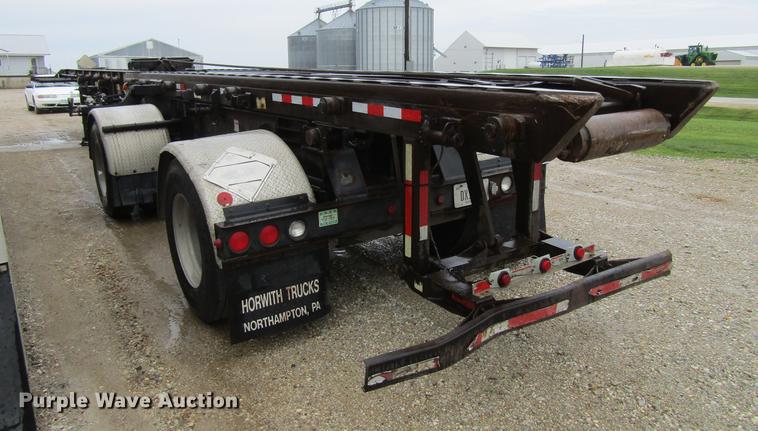 image for item DF3807 2007 Galbreath roll-off double container trailer