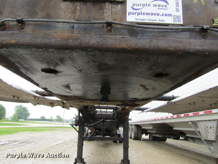 image for item DF3807 2007 Galbreath roll-off double container trailer