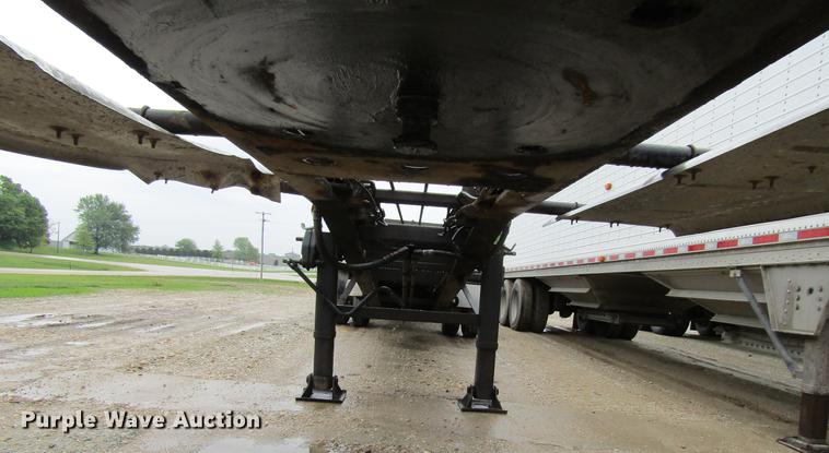 image for item DF3807 2007 Galbreath roll-off double container trailer